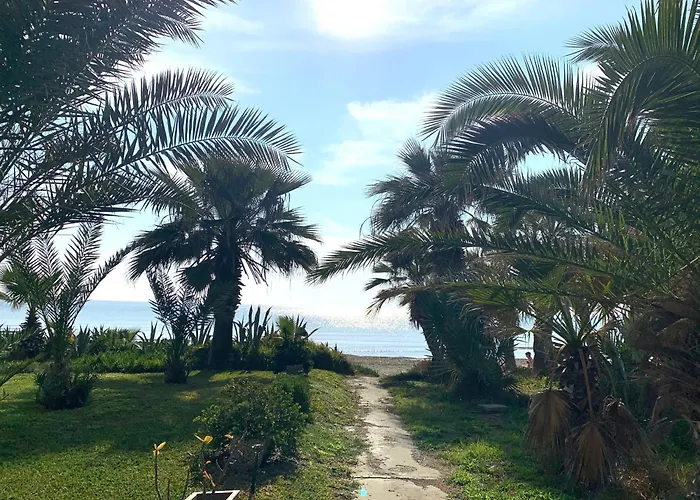 アパート Sandy Sea View Pyla ラルナカ